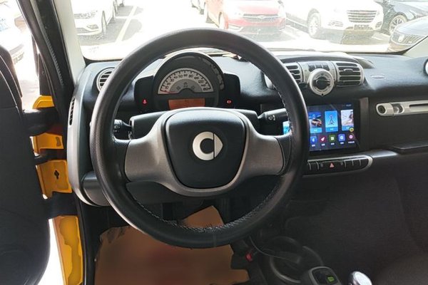 smart fortwo 2012, 79300 км, за 5783 USD - фото 10