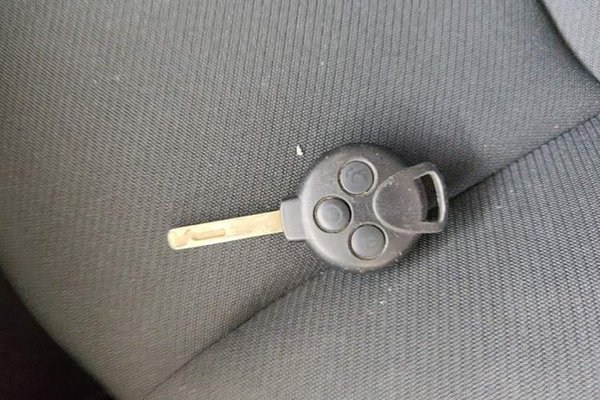 smart fortwo 2012, 79300 км, за 5783 USD - фото 8