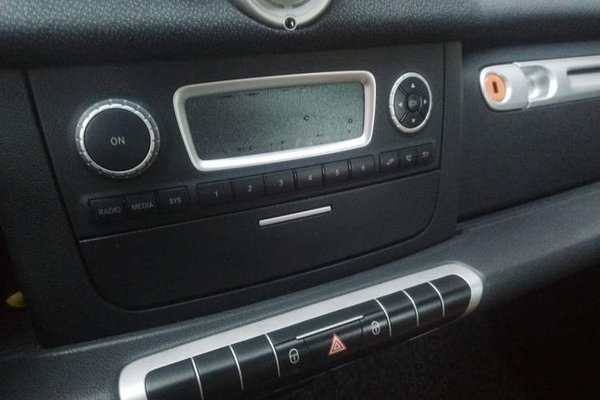 smart fortwo 2014, 65100 км, за 3722 USD - фото 13