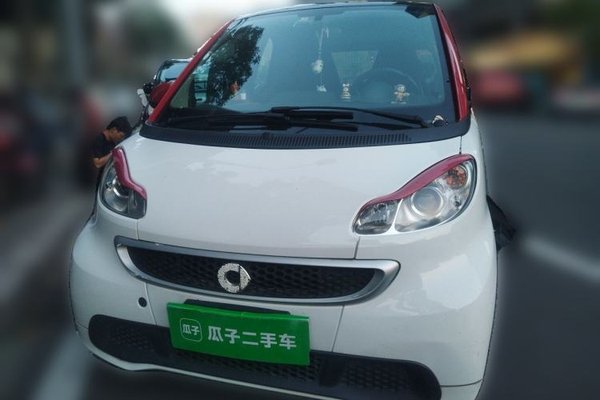 smart fortwo 2014, 65100 км, за 3722 USD