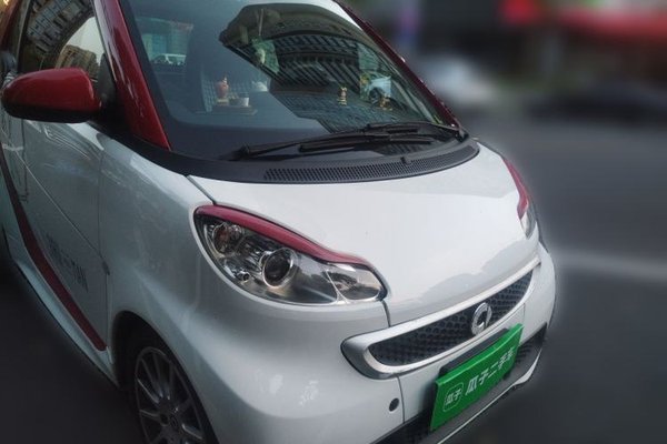 smart fortwo 2014, 65100 км, за 3722 USD
