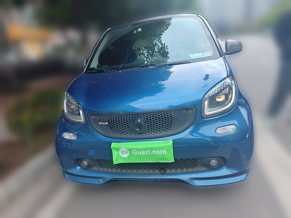 smart fortwo 2015, 104900 км, за 5214 USD