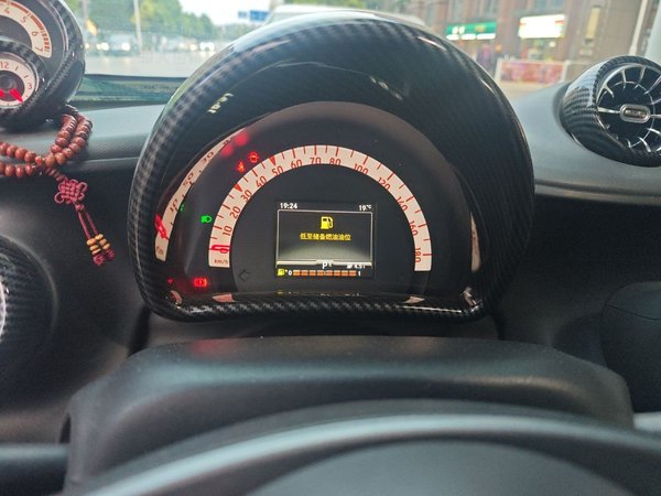 smart fortwo 2015, 104900 км, за 5214 USD - фото 12