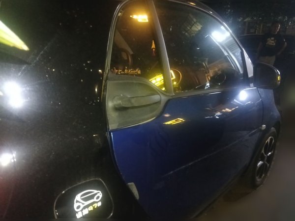 smart fortwo 2015, 40700 км, за 6241 USD - фото 7