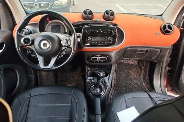 smart fortwo 2015, 70500 км, за 4893 USD - фото 25