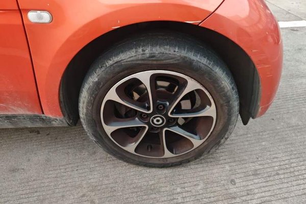 smart fortwo 2015, 70500 км, за 4893 USD - фото 24