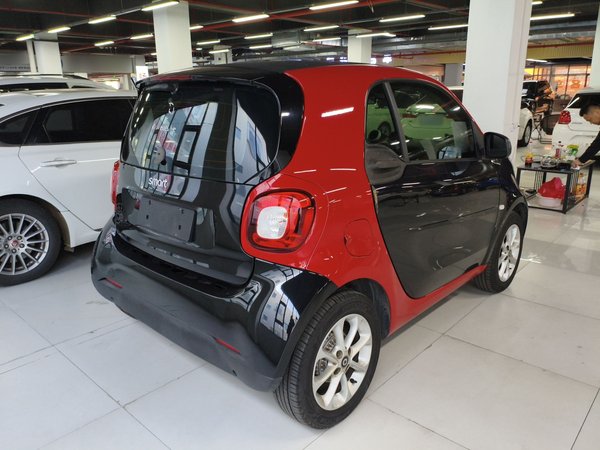 Smart Fortwo 2018, 109600 км, за 7952 USD - фото 6