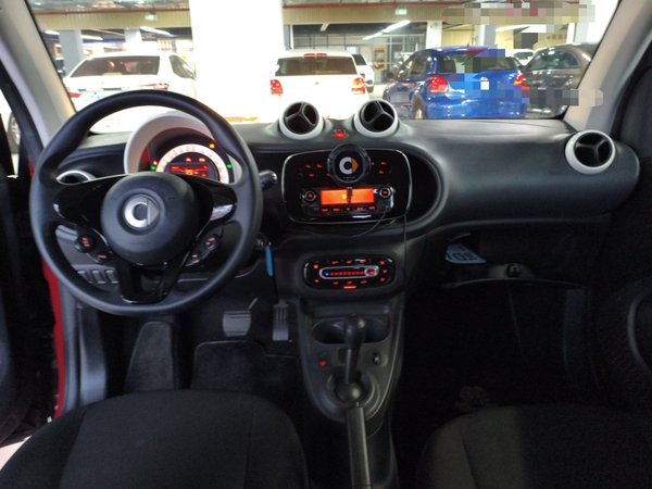 Smart Fortwo 2018, 109600 км, за 7952 USD - фото 13