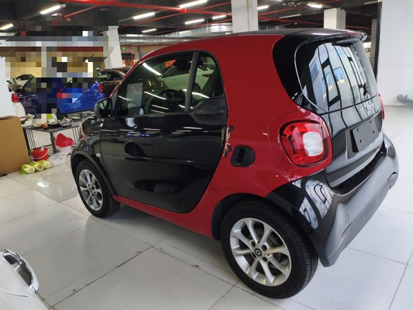 Smart Fortwo 2018, 109600 км, за 7952 USD