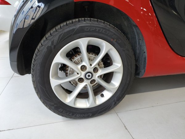Smart Fortwo 2018, 109600 км, за 7952 USD - фото 10