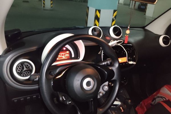 smart fortwo 2018, 105000 км, за 6122 USD - фото 9