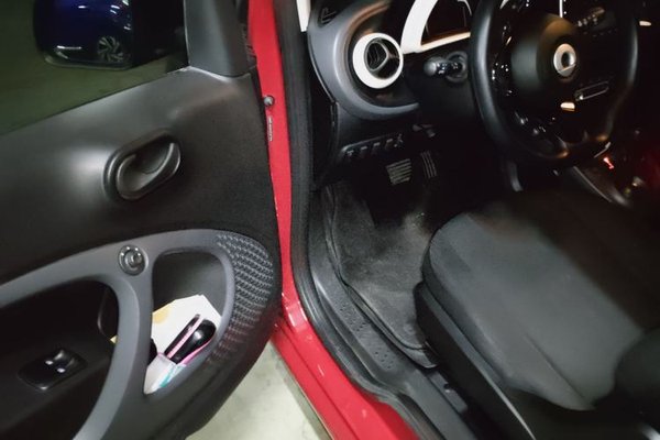 smart fortwo 2018, 105000 км, за 6122 USD - фото 16