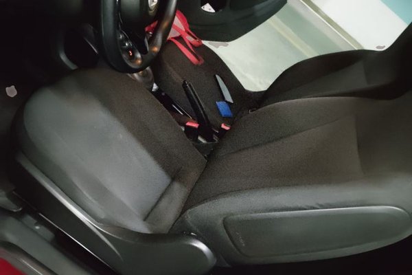 smart fortwo 2018, 105000 км, за 6122 USD - фото 15
