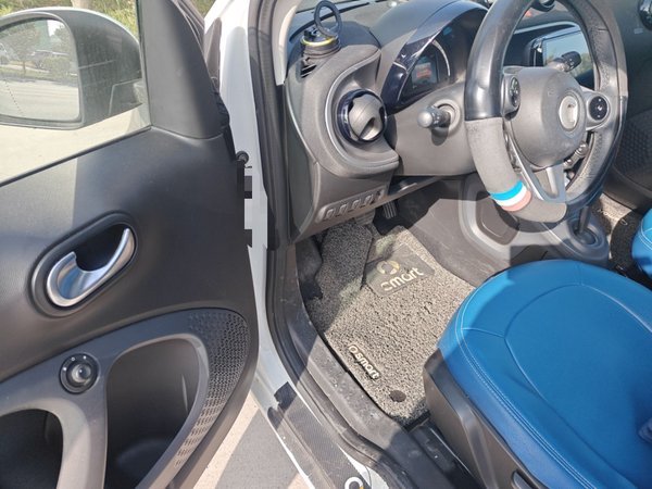 Smart Fortwo 2019, 111600 км, за 8950 USD - фото 19