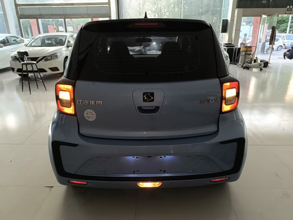 SOL E10X 2022, 23900 км, за 7036 USD