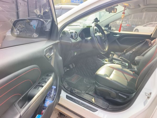 Soueast DX3 2016, 84200 км, за 2681 USD - фото 17