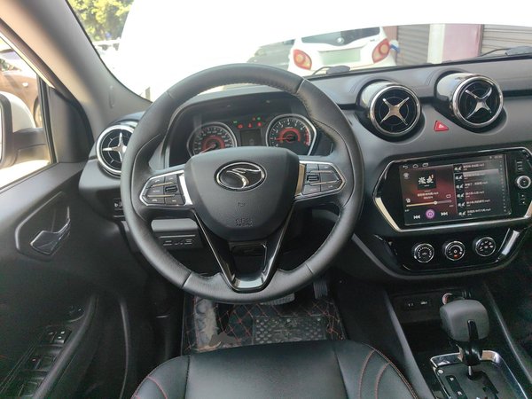 Soueast DX3 2018 1.5T CVT Luxury Model, 2018 года