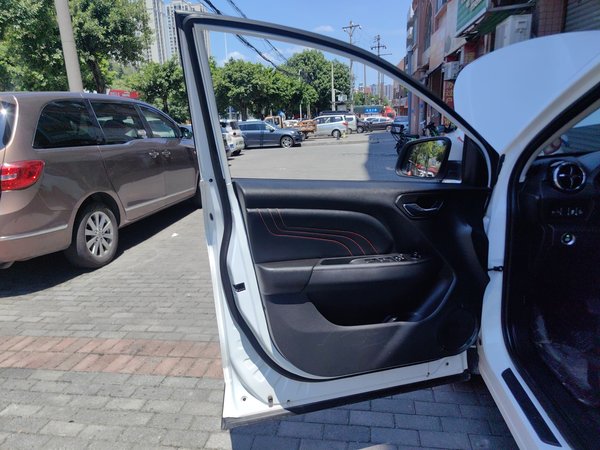 Soueast DX3 2018, 93100 км, за 4997 USD - фото 16