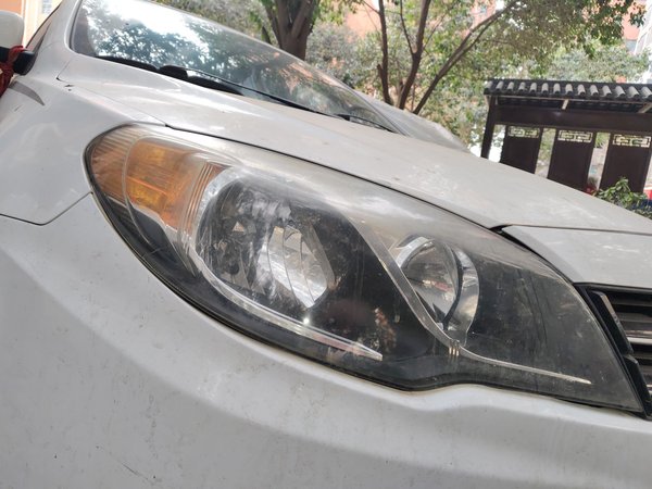 Soueast V5 Lingzhi 2013, 130399 км, за 2594 USD - фото 7