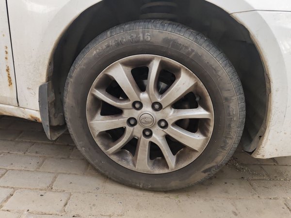 Soueast V5 Lingzhi 2013, 130399 км, за 2594 USD - фото 8