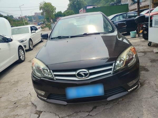 Soueast V5 Lingzhi 2014 1.5L Manual Sytle Xuya, 2014 года