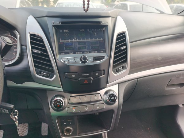 SsangYong Korando 2014, 124800 км, за 3427 USD - фото 12