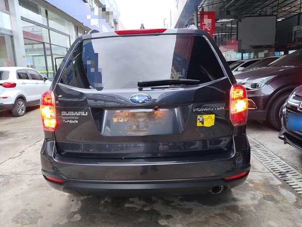 Subaru Forester 2014, 103300 км, за 8764 USD