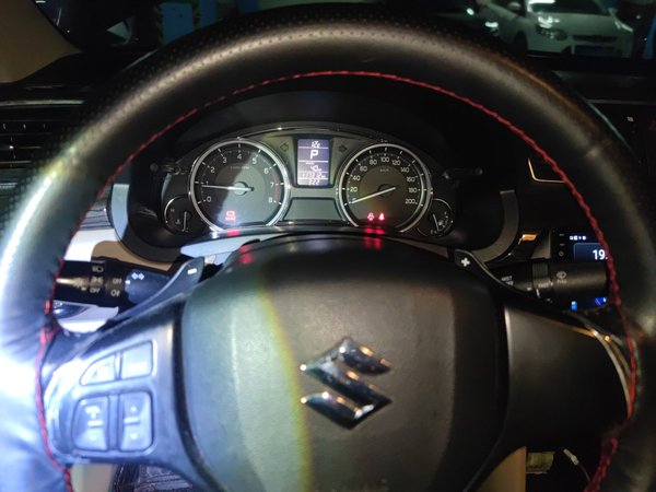 Suzuki Alivio 2015, 117300 км, за 4542 USD - фото 12