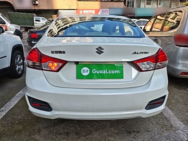 Suzuki Alivio 2015, 125800 км, за 4118 USD