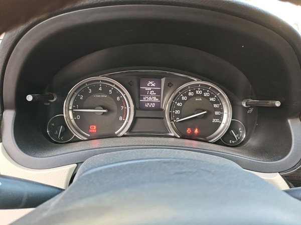 Suzuki Alivio 2015, 125800 км, за 4118 USD - фото 15