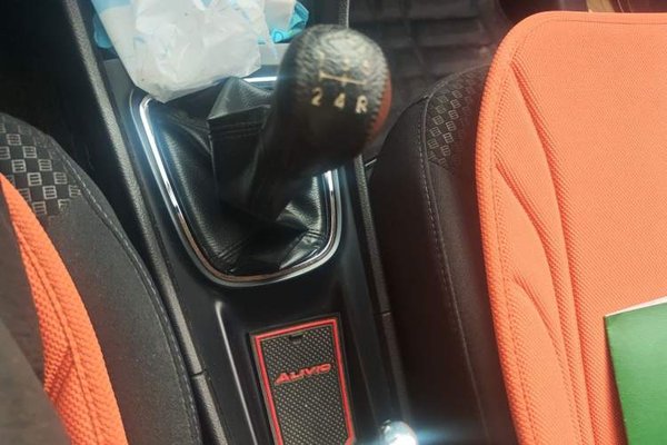 Suzuki Alivio 2015, 142900 км, за 4040 USD - фото 12