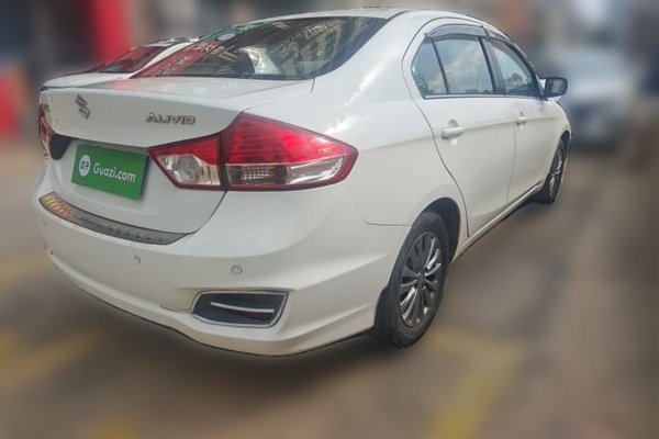 Suzuki Alivio 2015, 142900 км, за 4040 USD