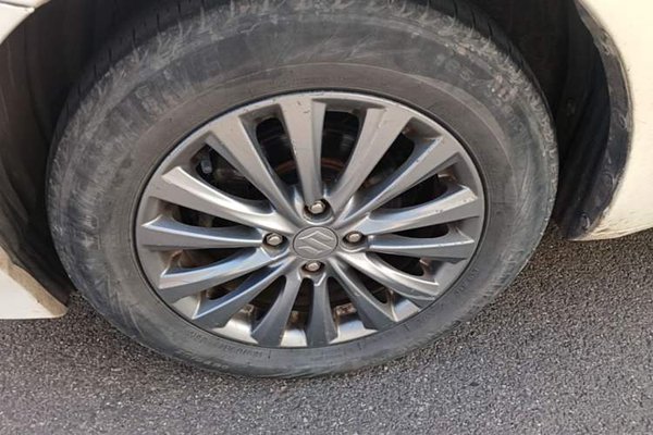 Suzuki Alivio 2015, 181300 км, за 4417 USD - фото 10