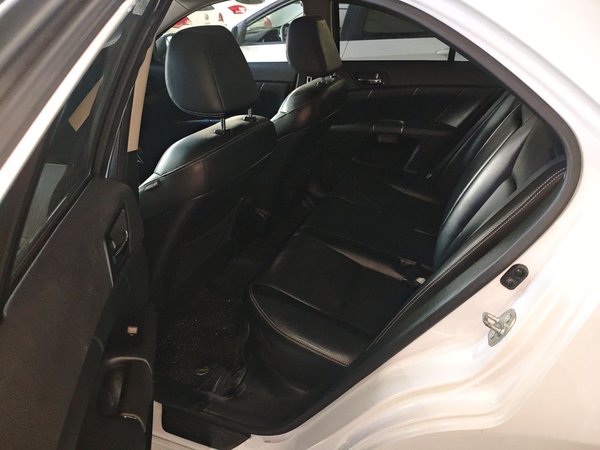 Suzuki Kizashi 2011, 145600 км, за 6324 USD - фото 13