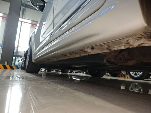 Suzuki Kizashi 2011, 145600 км, за 6324 USD - фото 17