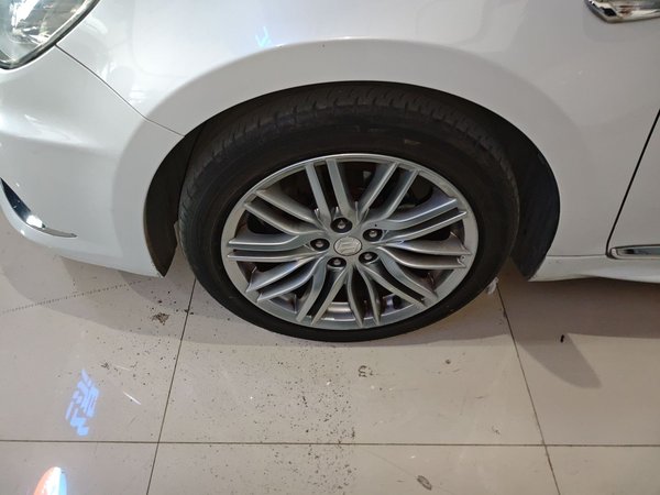 Suzuki Kizashi 2011, 145600 км, за 6324 USD - фото 24