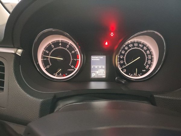 Suzuki Kizashi 2011 2.4L Two-Wheel Drive Luxury Navigation Edition, 2011 года