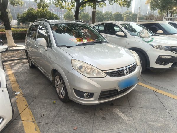 Suzuki Liana A6 2014 Hatchback 1.4L Manual Enjoyment Model, 2014 года