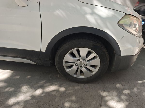 Suzuki S-Cross 2014, 33000 км, за 4795 USD