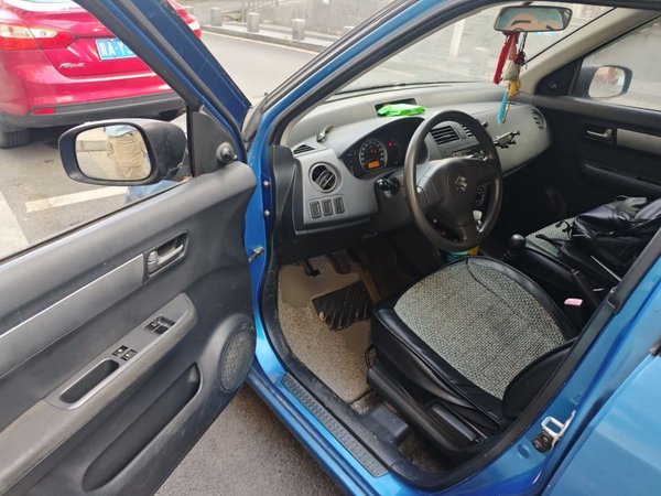 Suzuki Swift 2009, 111100 км, за 2335 USD - фото 17