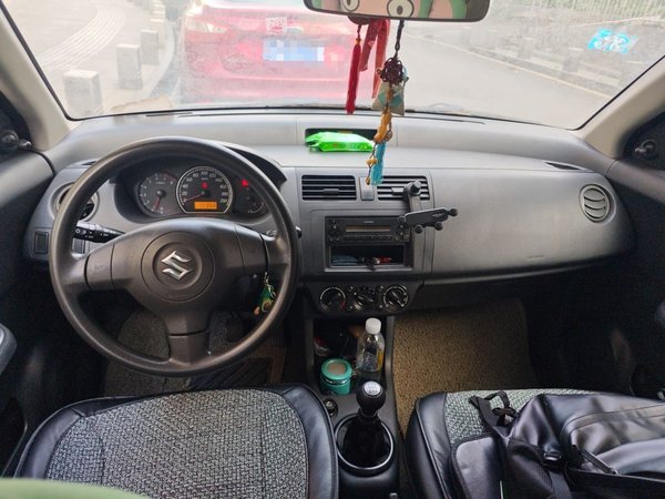 Suzuki Swift 2009, 111100 км, за 2335 USD - фото 10