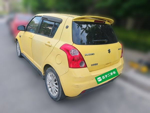 Suzuki Swift 2011, 61100 км, за 2460 USD