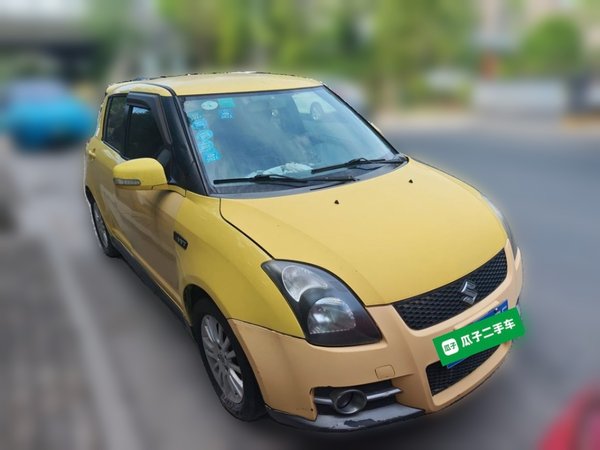 Suzuki Swift 2011, 61100 км, за 2460 USD
