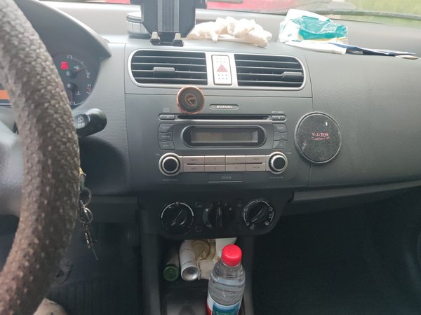 Suzuki Swift 2011, 61100 км, за 2460 USD - фото 14