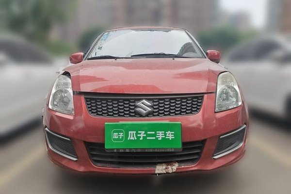 Suzuki Swift 2013, 60900 км, за 2782 USD