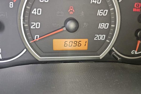 Suzuki Swift 2013, 60900 км, за 2782 USD - фото 13