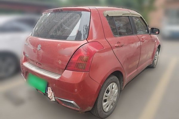 Suzuki Swift 2013, 60900 км, за 2782 USD - фото 6