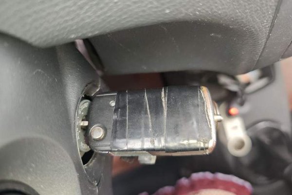 Suzuki Swift 2013, 60900 км, за 2782 USD - фото 9