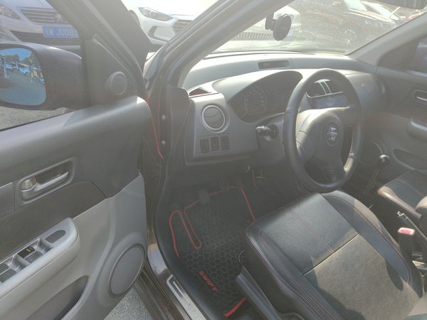 Suzuki Swift 2013, 120800 км, за 4419 USD - фото 20