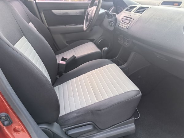 Suzuki Swift 2014, 106600 км, за 5093 USD - фото 16